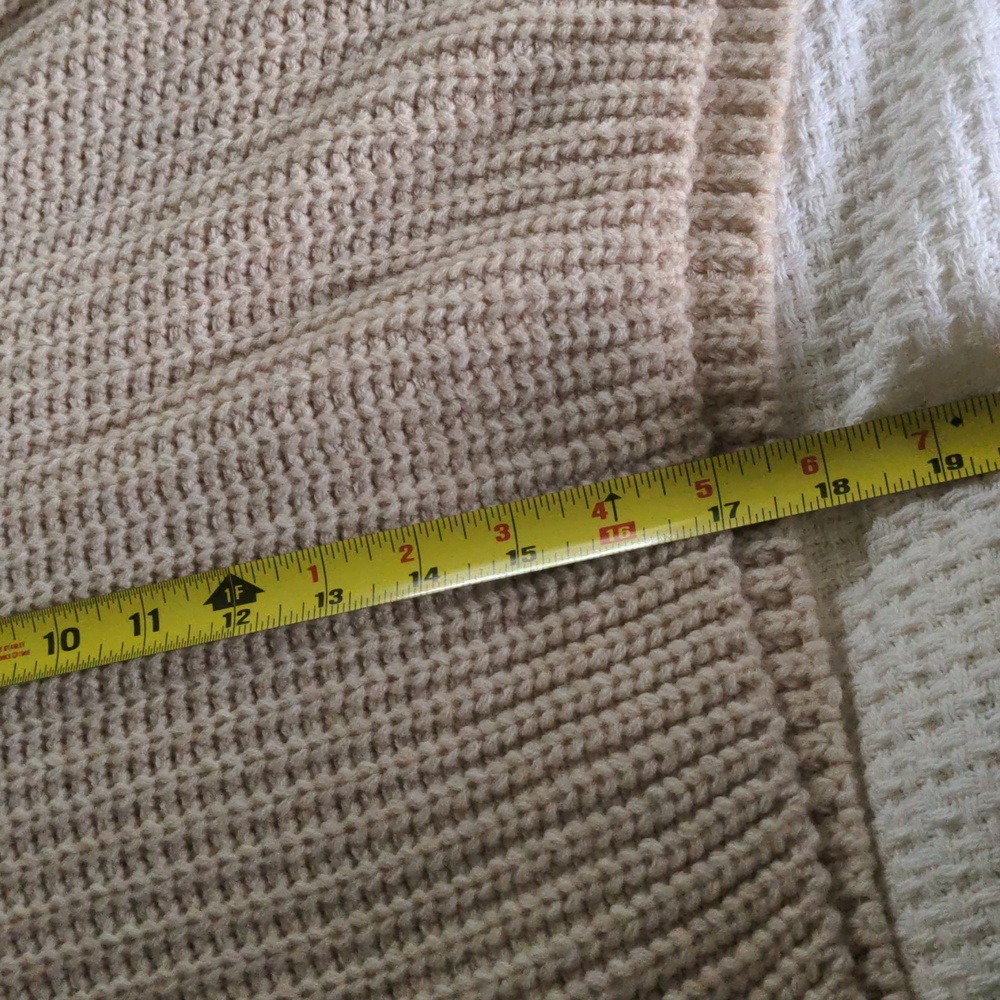 Sweater - Picture 6 of 6
